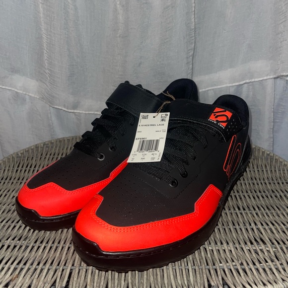 Adidas 5.10 Kestrel Lace riding shoes - Picture 1 of 5
